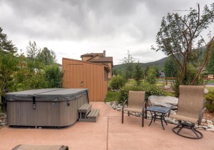 Three-Bedroom Pitkin Townhome in Frisco