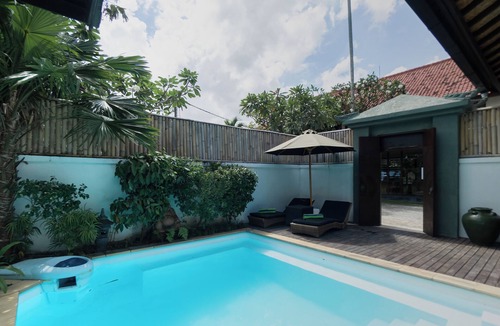 Central Seminyak Villa | 1Bedroom Private Villa with Chinese Elegance Style