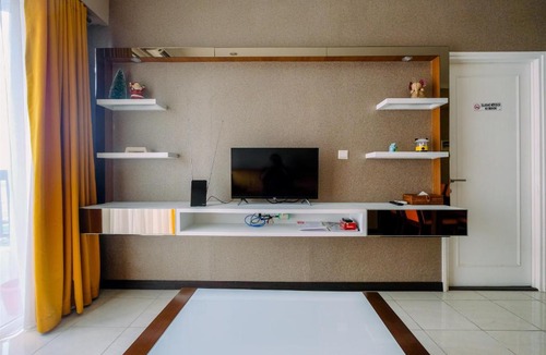 Pinang Apartment | 1BR Apartment with Study Room at Silkwood Residences By Travelio