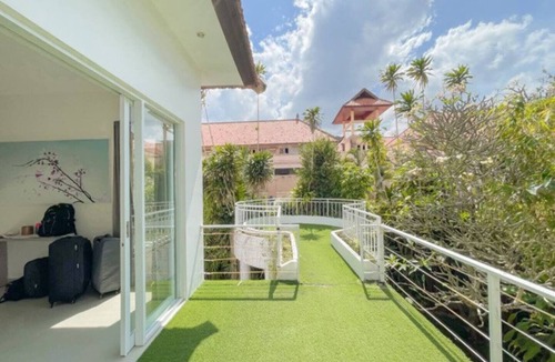 Dyanapura Villa | 3BR Del Mar Tropical Villa 4 in Seminyak Beach