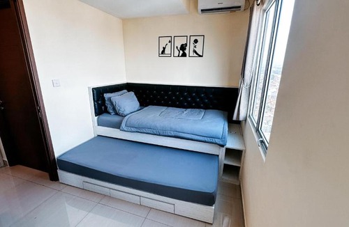 Bandung Kulon Apartment | 3BRplus Sudirman Suites Apartemen by Your Home