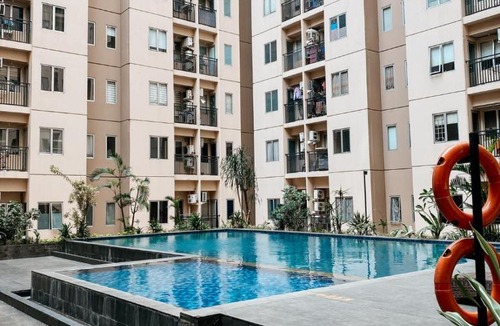 Bandung Kulon Apartment | 3BRplus Sudirman Suites Apartemen by Your Home