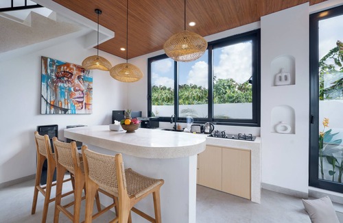 Dalung Villa | 4BR Green Oasis Near Canggu - Sunset Views