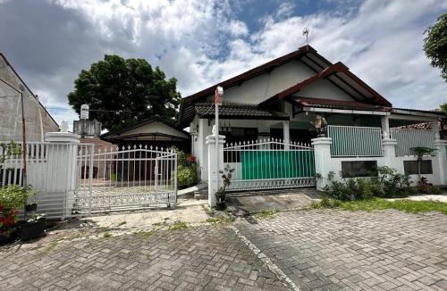 Tegalrejo House | Adhya Homestay Backpacker