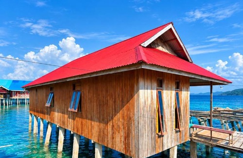 Batudaka Island House | Aisyah Homestay, Pulau Papan, Togean