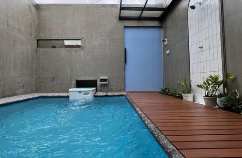 Malang Villa | Alena Villa Private Pool
