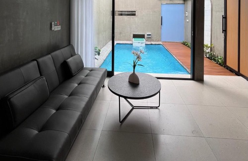 Malang Villa | Alena Villa Private Pool