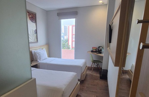 Menteng Hotel | Alltrue Lite Senen Jakarta