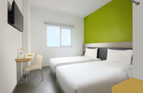 Surabaya Hotel | Amaris Hotel Margorejo Surabaya