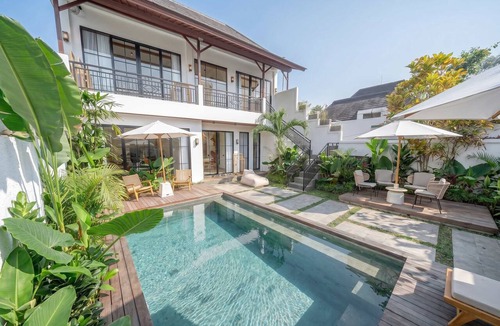 Sayan Villa | Amazing 3BR in Lush Ubud w Huge Pool+Patio+Garden