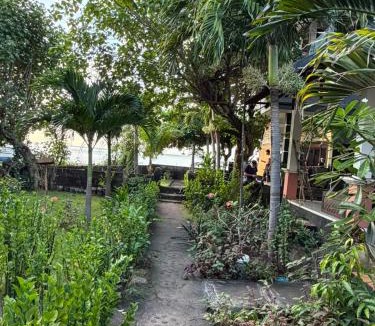 Purwakerti Apartment | Amed beach homestay