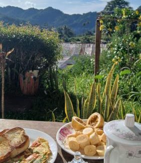 Moni Bed & Breakfast | Andy's Lodge Kelimutu
