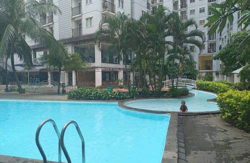 Binong Hotel | Apartemen Paragon Village by KITA