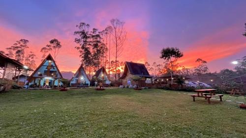 Pangalengan Hotel | Artana cabin