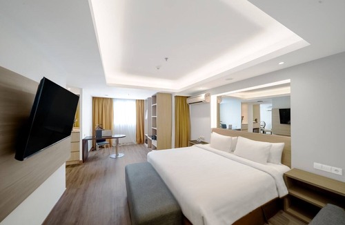Old Jakarta Hotel | Aston Pluit Hotel & Residence