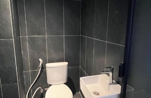 Lubuk Baja Apartment | Azure Suites Apartment, Located in the Heart of the City