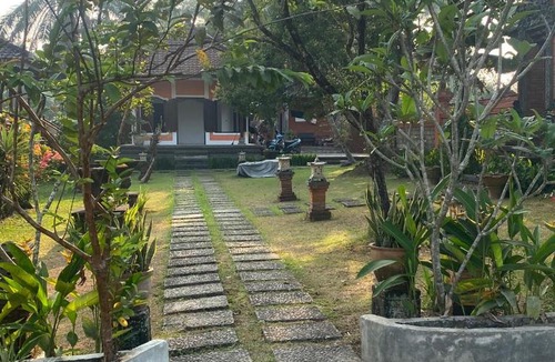 Tajur Halang Hotel | Bali House Bogor