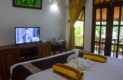 Candi Dasa Apartment | Bali Palms Resort 222-Upstairs Hotel Suite