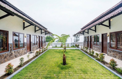 Ngadisari Hotel | Bawangan Express
