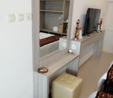 Jatinegara Apartment | BAYT AL HIKMA is a perfect place to stay during a layover between two flights or to explore Jakarta