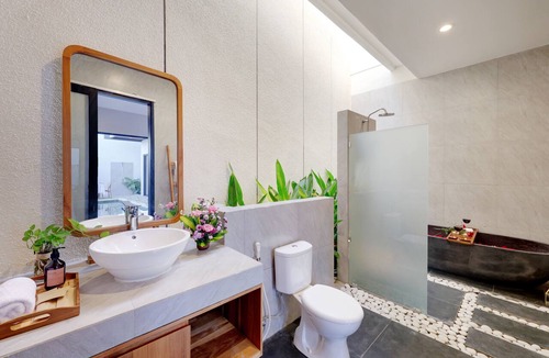 Kesiman Villa | Beachside Luxury 3BR A Tropis Style