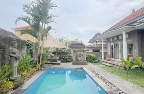 Kutuh Kaja Villa | Big Villa with 4 Bedrooms and Private Pool in Ubud