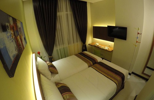 Manado City Centre Hotel | Biz Boulevard Hotel