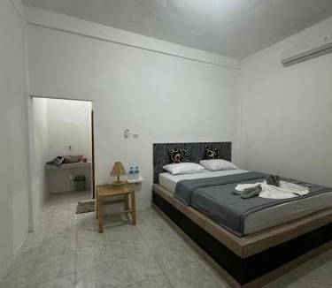 Gili Air House | Black Sweet Homestay Dua