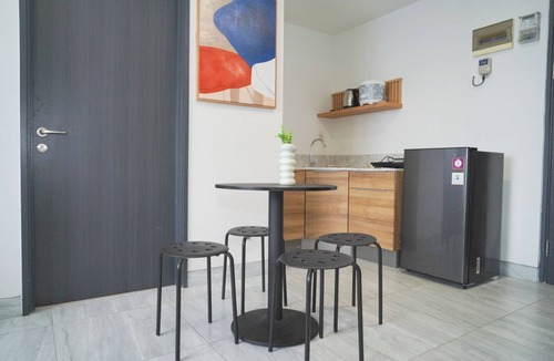 Panunggangan Utara Apartment | Bright And Relaxing 2Br At Collins Boulevard Apartment