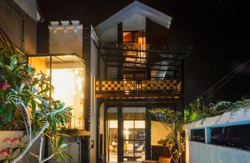 Oro Oro Ombo Villa | Carani Grand Villa Batu by Calli Rooms