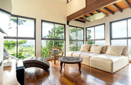 Oro Oro Ombo Villa | Carani Grand Villa Batu by Calli Rooms