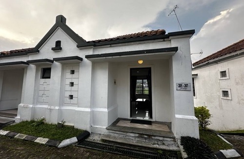 Setiabudi House | Casa D'Ladera Bandung Deluxe Twin