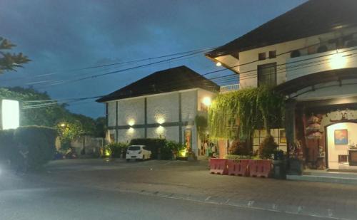 Denpasar Barat Hotel | Catur Adi Putra Hotel Denpasar-Bali