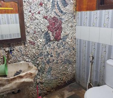 Watukarung House | Chez Laelik2