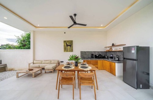 Umalas Villa | Chic 2BR Canggu Hideaway w Spacious Pool & Patio