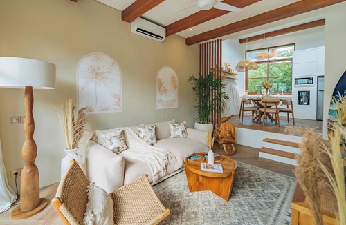 Batu Bolong Villa | 🏖Chic & Cosy little Cocoon🏡500m from the Beach🌊Bath tub & Private pool🌴