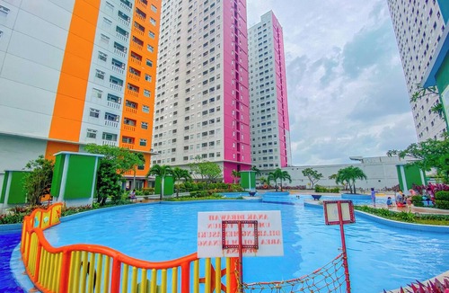 Jakarta Apartment | Classic And Restful Studio Room At Apartment Green Pramuka City