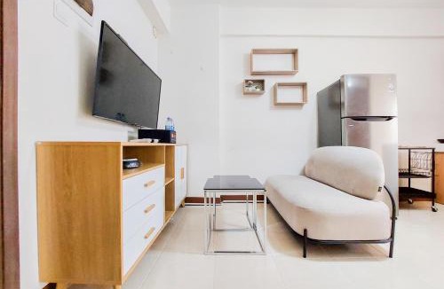 South Tangerang Apartment | Comfort Stay 2BR at Loftvilles City Apartment By Travelio
