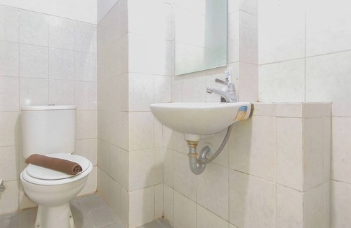 Sidoarjo Apartment | Comfy Minimalist Studio Room At Suncity Residence Apartment