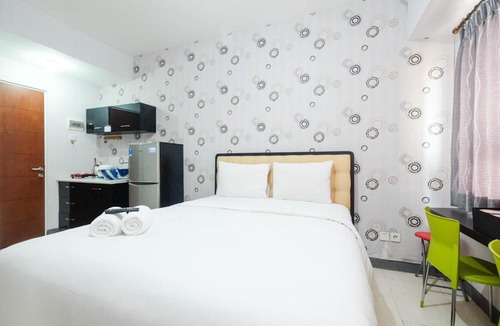 Pondokcina Apartment | Contemporary Studio Apartment at Taman Melati Margonda By Travelio