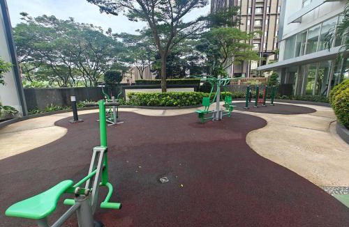 Bumi Serpong Damai Apartment | Cozy 1BR Casa De Parco Apt with Pool & Gym
