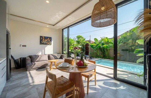 Pejeng Kawan Villa | Cozy 1BR in Ubud's Heart w Large Pool+Jungle View3