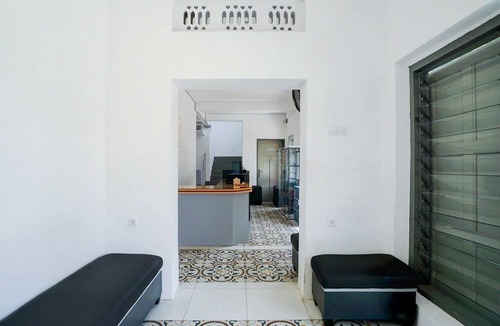 Kediri House | Cozy Double Escape W/Free WiFi and Parking