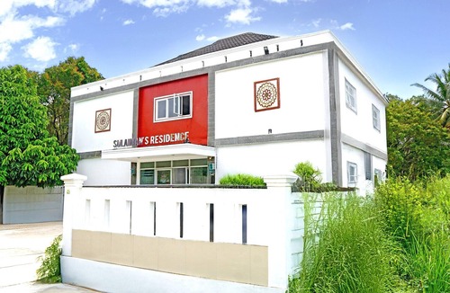 Padang House | Cozy Double Escape W/Free WiFi and Parking