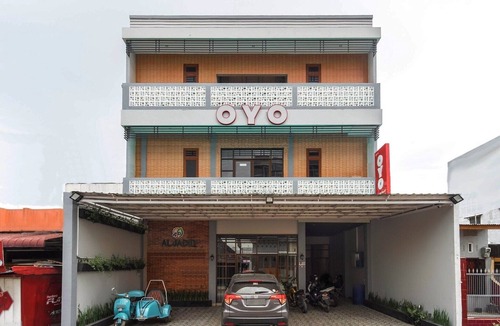 Medan House | Cozy Double Escape W/Free WiFi and Parking
