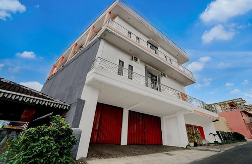 Beji House | Cozy Double Escape with Free WiFi and Parking
