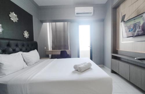 Jatingaleh Apartment | Cozy Living Studio The Alton Apartment By Travelio