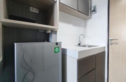 Jatingaleh Apartment | Cozy Living Studio The Alton Apartment By Travelio
