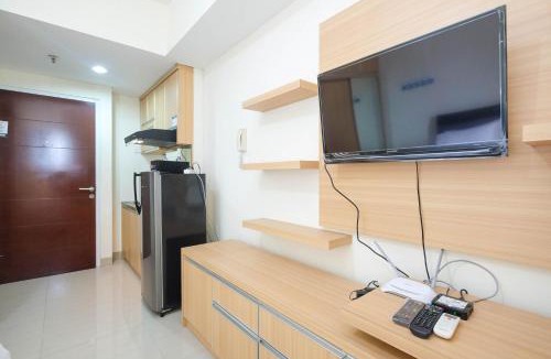 Pondokcina Apartment | Cozy Minimalist Studio @ Taman Melati Margonda Apartment By Travelio