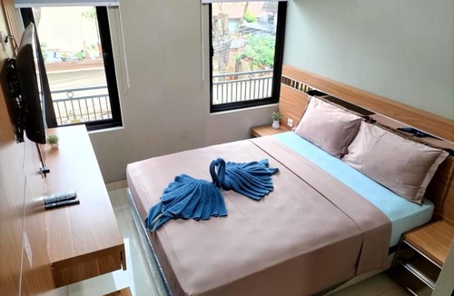 Tomang Hotel | Cozy Residence Tomang